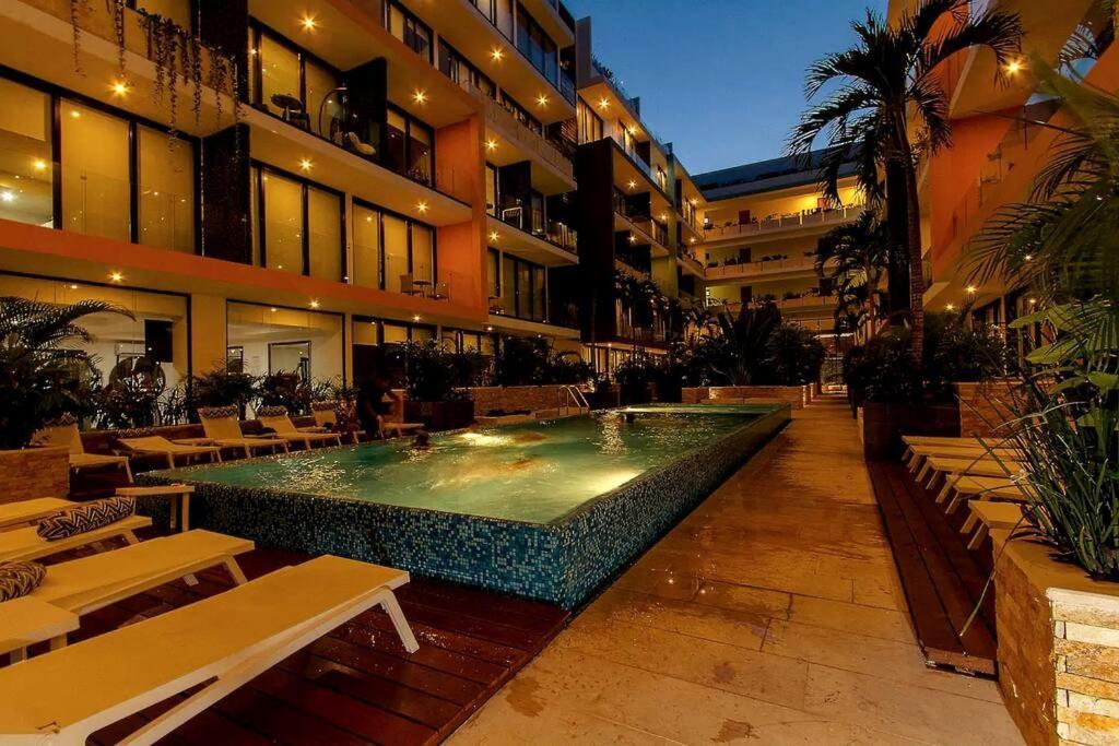 Your Exclusive Studio In The City - Top Amenities & Services For Free!! بلايا ديل كارمن المظهر الخارجي الصورة