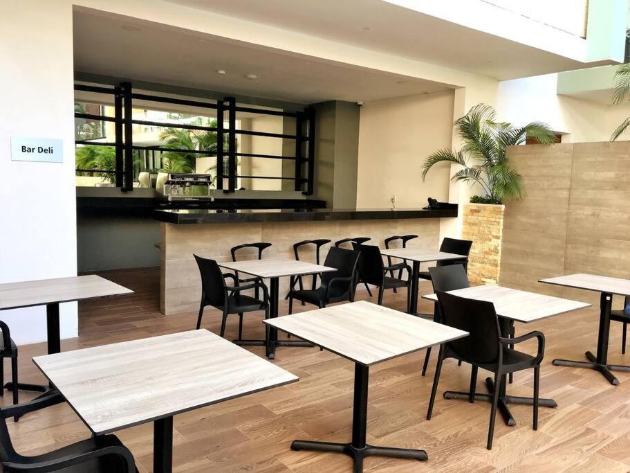 Your Exclusive Studio In The City - Top Amenities & Services For Free!! بلايا ديل كارمن المظهر الخارجي الصورة